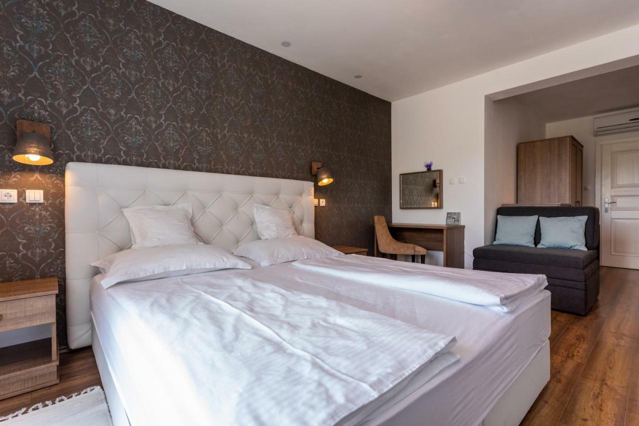 Bed & Breakfast Dosen IV Baska  Exterior photo
